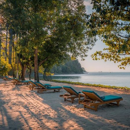 The Mooring Resort Cape Panwa Exterior photo