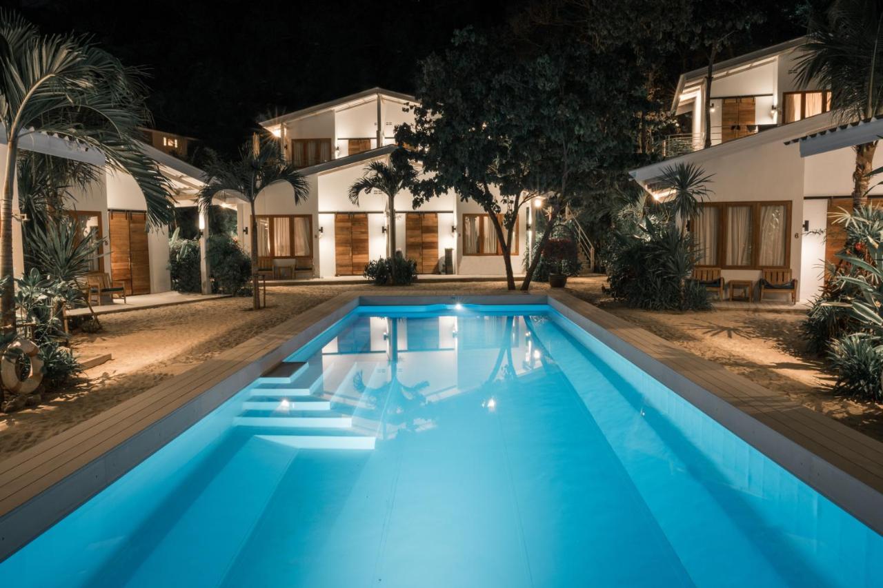 The Mooring Resort Cape Panwa Exterior photo